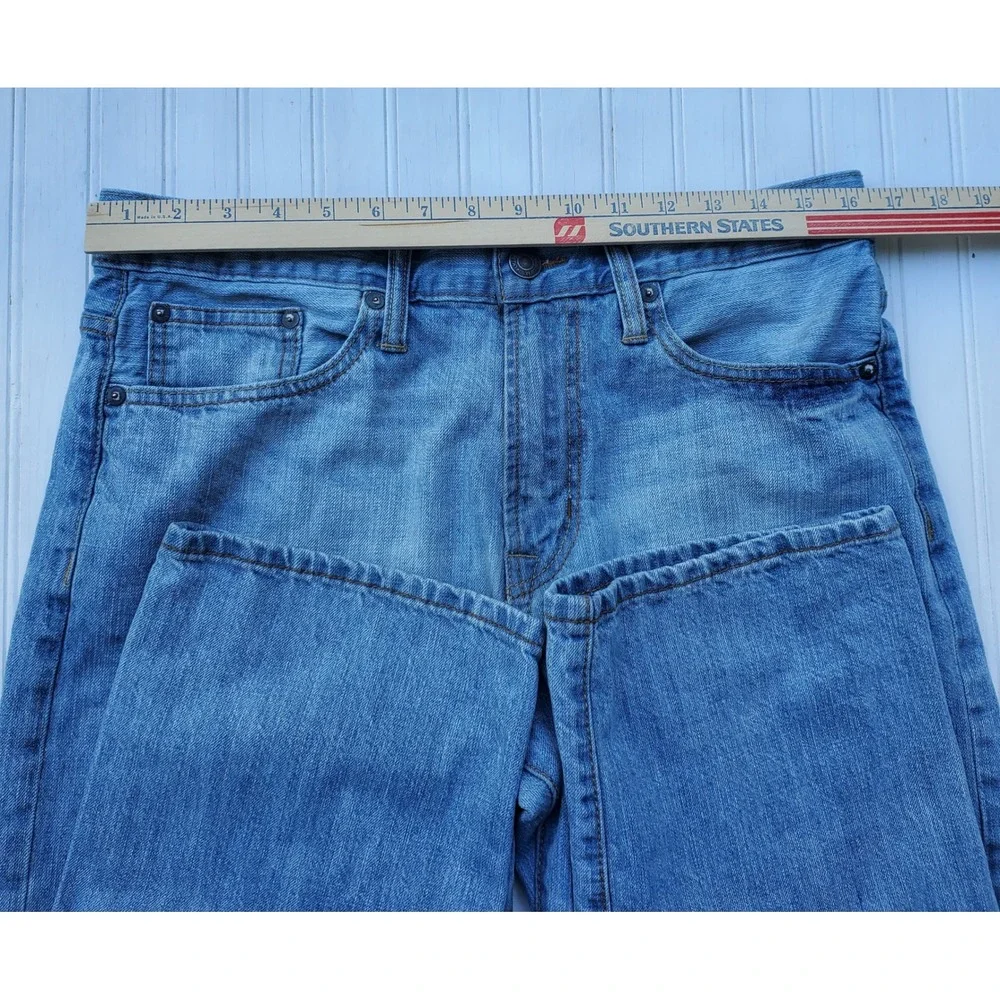 American Eagle Relaxed Straight Leg Jeans Mens 32x30 Medium Wash Blue Cotton